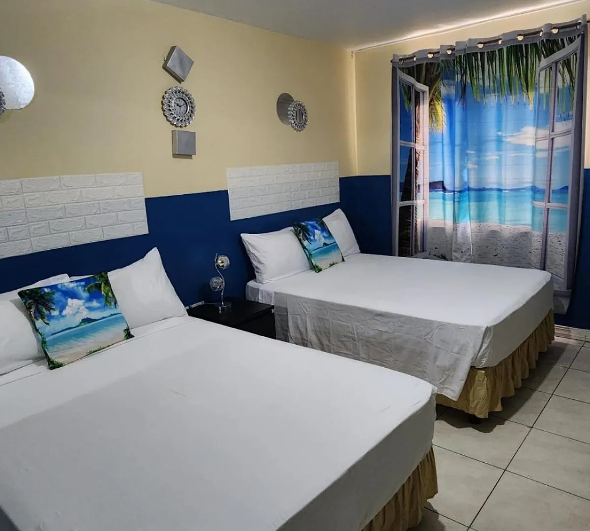 كينغستون Pearl Of The City Beach Pearl